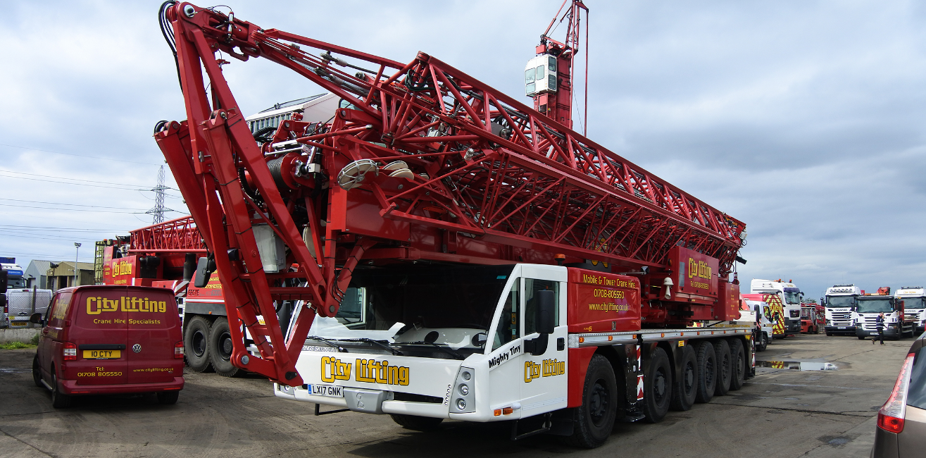 Mobile Tower Cranes: The Best Of Both Worlds