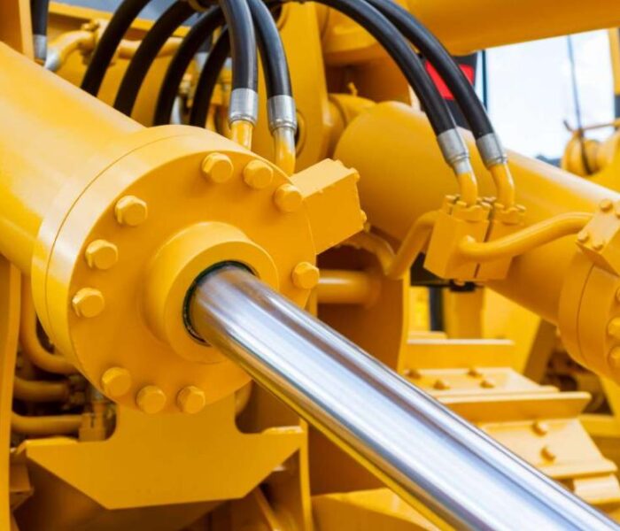 5 Signs Your Equipment Needs Hydraulic Repair Services in Midland