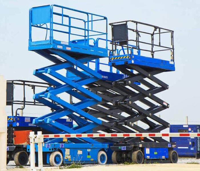 Why Scissor Lift Rentals Are Ideal for DIYers and Contractors