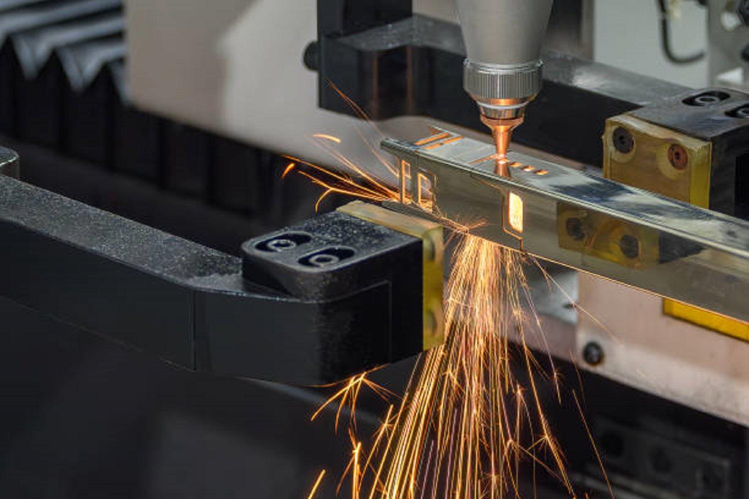 Reinventing Fabrication: Strategic Advantages of Tube Laser Cutting